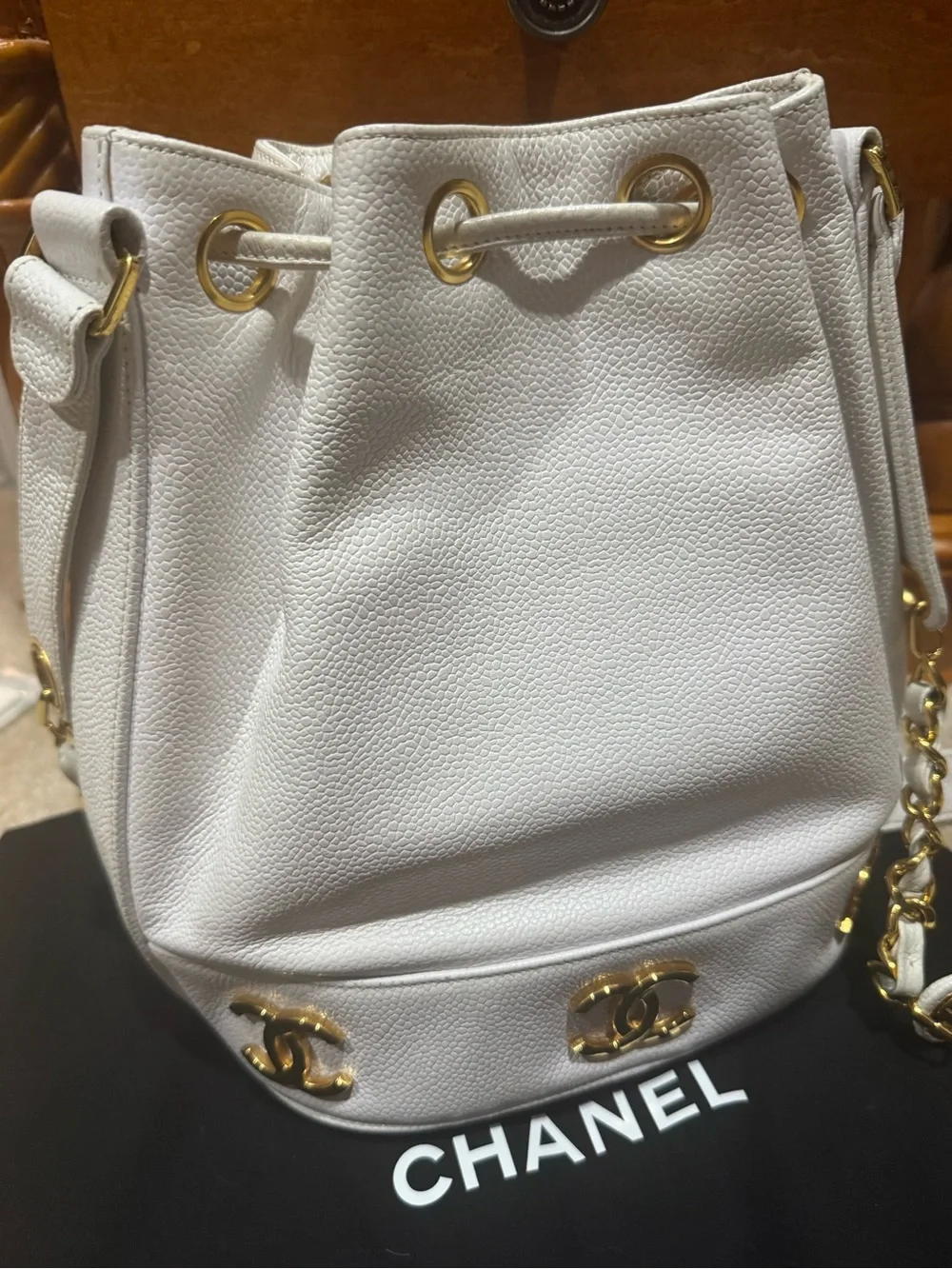 CHANEL bucket bag